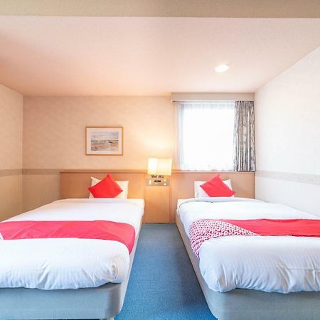 Oyo Business Hotel Nishiura Йоккаїті Екстер'єр фото