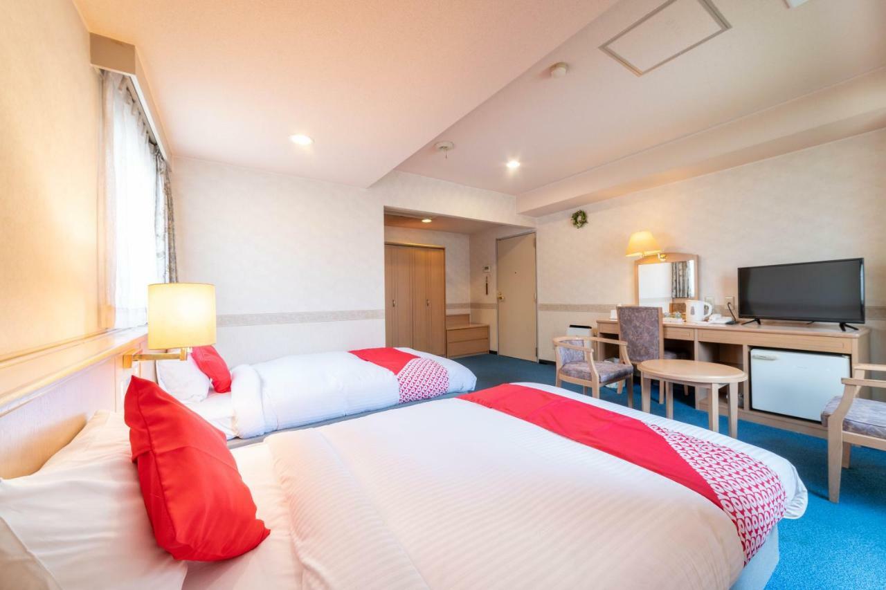 Oyo Business Hotel Nishiura Йоккаїті Екстер'єр фото