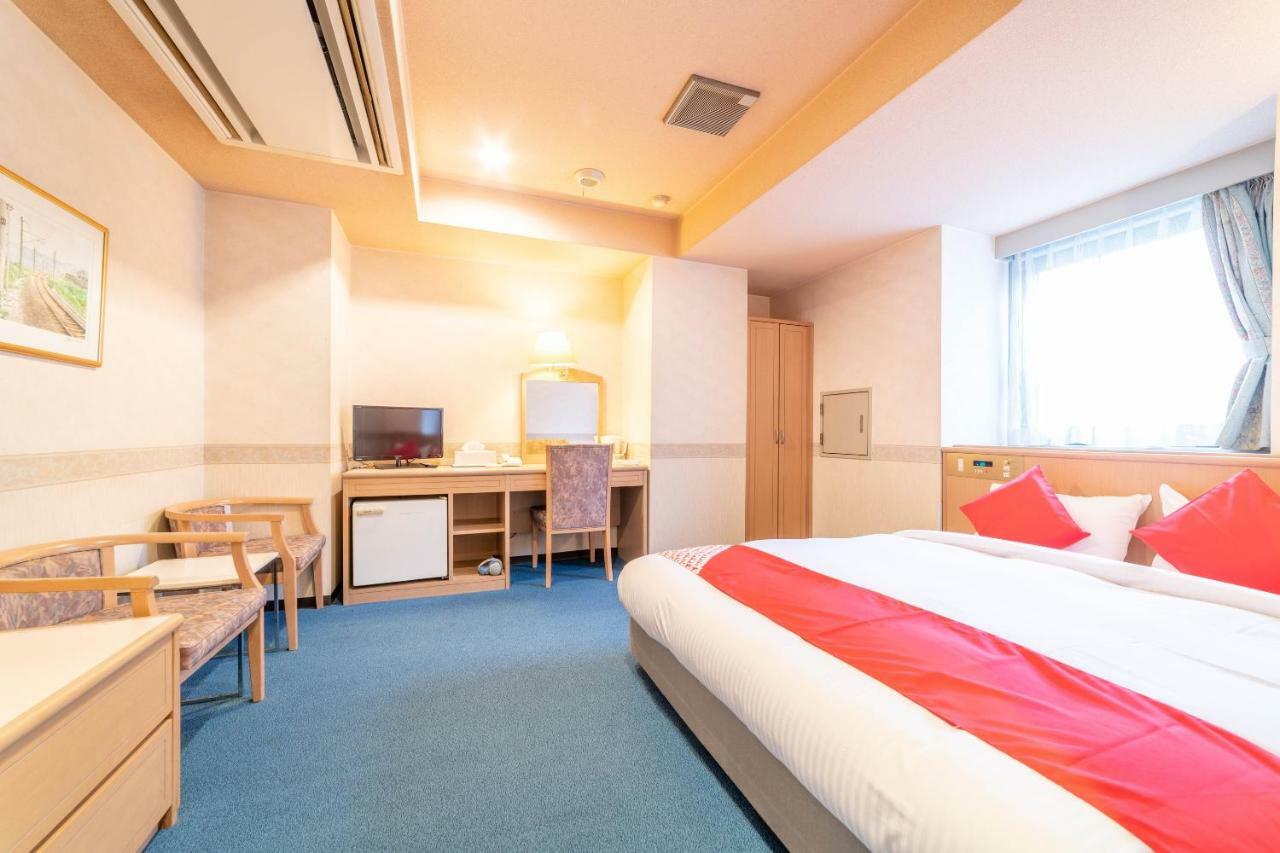 Oyo Business Hotel Nishiura Йоккаїті Екстер'єр фото