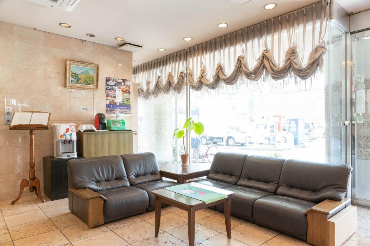Oyo Business Hotel Nishiura Йоккаїті Екстер'єр фото