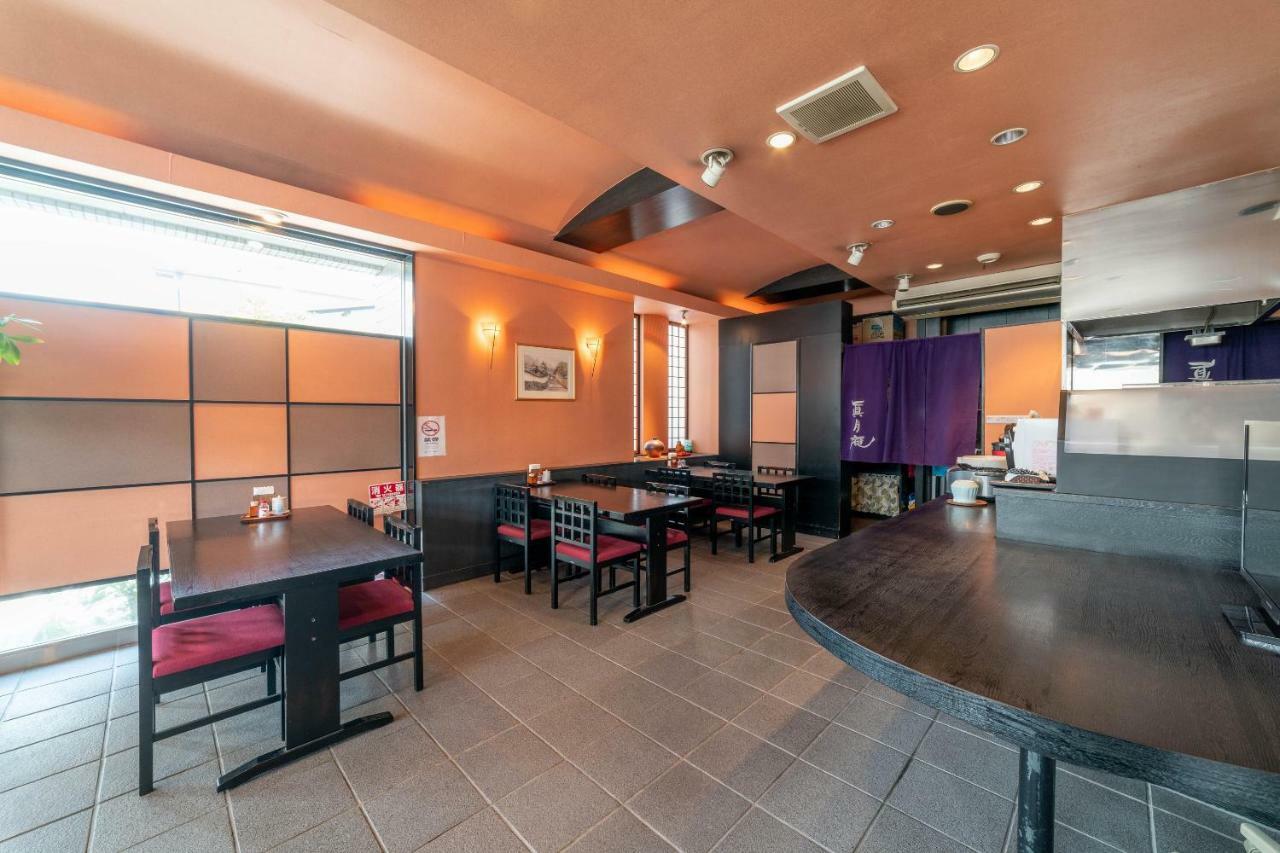 Oyo Business Hotel Nishiura Йоккаїті Екстер'єр фото